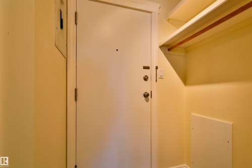 306 10160 83 Avenue, Edmonton, AB - Indoor Photo Showing Other Room