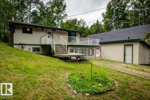 6 HAZEL Avenue   Rural Lac Ste. Anne County, AB T0E 0L0