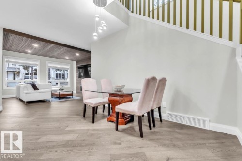 8617 108A Street, Edmonton, AB - Indoor