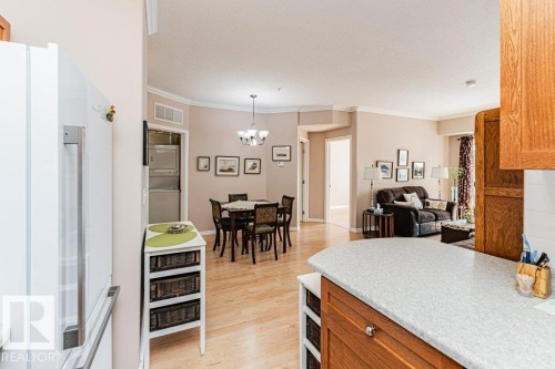 206 8528 82 Avenue, Edmonton, AB - Indoor