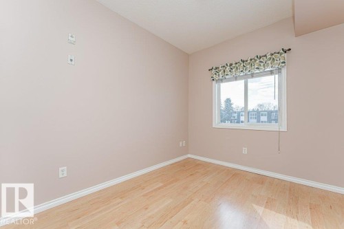 206 8528 82 Avenue, Edmonton, AB - Indoor Photo Showing Other Room
