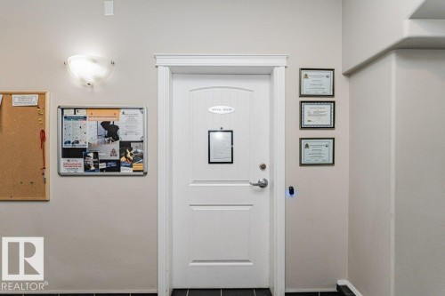 206 8528 82 Avenue, Edmonton, AB - Indoor Photo Showing Other Room