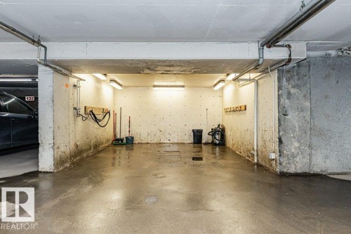 206 8528 82 Avenue, Edmonton, AB - Indoor Photo Showing Garage