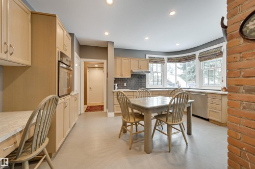 106 St George'S Crescent, Edmonton, AB - Indoor