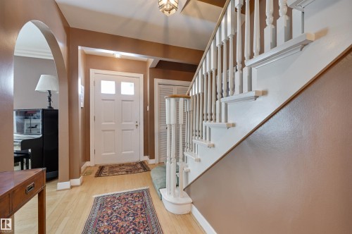 106 St George'S Crescent, Edmonton, AB - Indoor Photo Showing Other Room