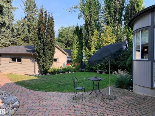 106 St George'S Crescent, Edmonton, AB - Outdoor