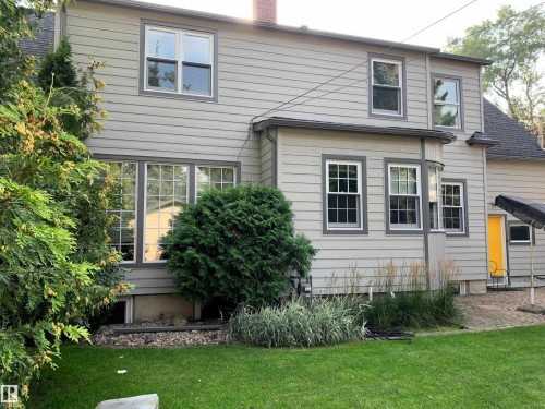 106 St George'S Crescent, Edmonton, AB - Outdoor