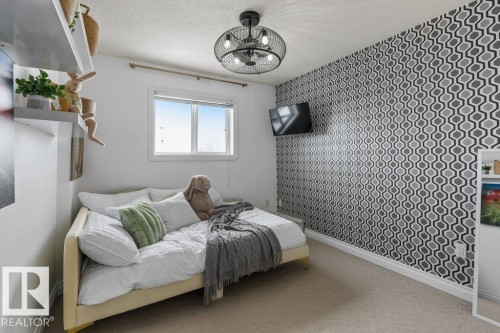 44 Kenilworth Crescent, St. Albert, AB - Indoor Photo Showing Other Room