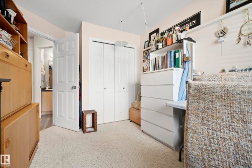 128 4309 33 Street, Stony Plain, AB - Indoor