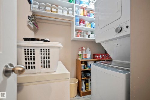 128 4309 33 Street, Stony Plain, AB - Indoor Photo Showing Laundry Room