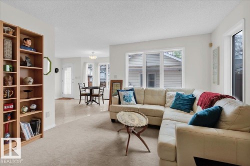 9615 101 Street, Edmonton, AB - Indoor Photo Showing Living Room