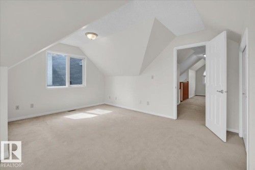 9615 101 Street, Edmonton, AB - Indoor Photo Showing Other Room