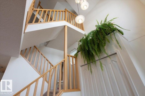 9615 101 Street, Edmonton, AB - Indoor Photo Showing Other Room