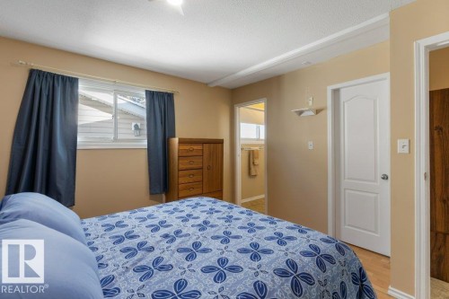 59 Springfield Crescent, St. Albert, AB - Indoor Photo Showing Bedroom