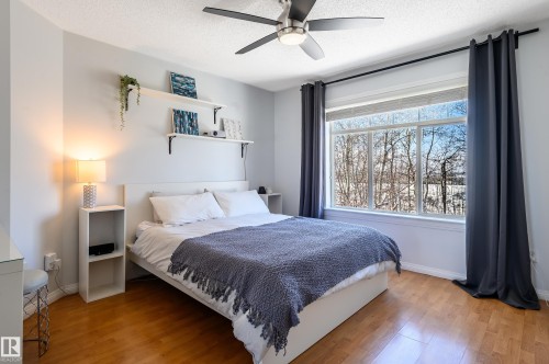 1 30 Levasseur Road, St. Albert, AB - Indoor Photo Showing Bedroom