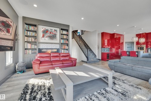 136 Kirpatrick Crescent, Leduc, AB - Indoor Photo Showing Living Room