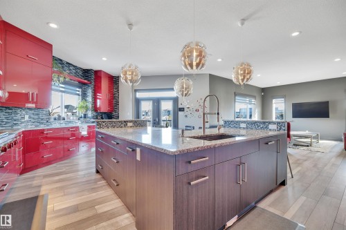 136 Kirpatrick Crescent, Leduc, AB - Indoor Photo Showing Kitchen With Upgraded Kitchen