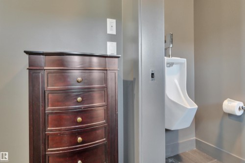 136 Kirpatrick Crescent, Leduc, AB - Indoor