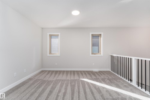 10 Gable Common, Spruce Grove, AB - Indoor Photo Showing Other Room