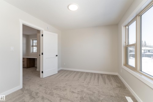 10 Gable Common, Spruce Grove, AB - Indoor Photo Showing Other Room