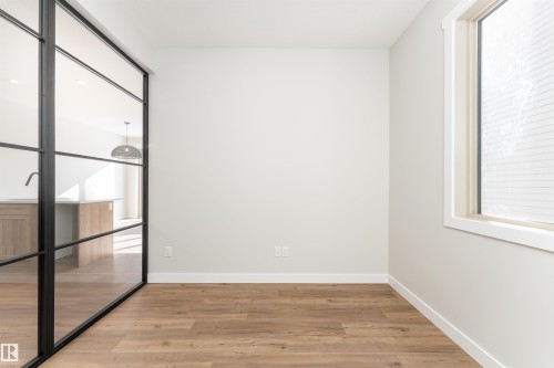 10 Gable Common, Spruce Grove, AB - Indoor Photo Showing Other Room