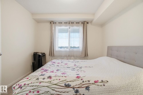 420 3315 James Mowatt Trail, Edmonton, AB - Indoor Photo Showing Bedroom