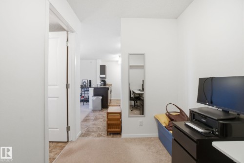 420 3315 James Mowatt Trail, Edmonton, AB - Indoor