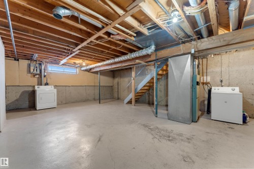 151 Marlborough Place, Edmonton, AB - Indoor Photo Showing Laundry Room