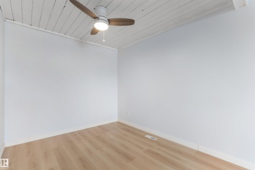 151 Marlborough Place, Edmonton, AB - Indoor Photo Showing Other Room