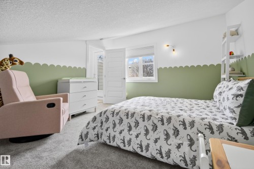 9012 92 Avenue, Edmonton, AB - Indoor Photo Showing Bedroom