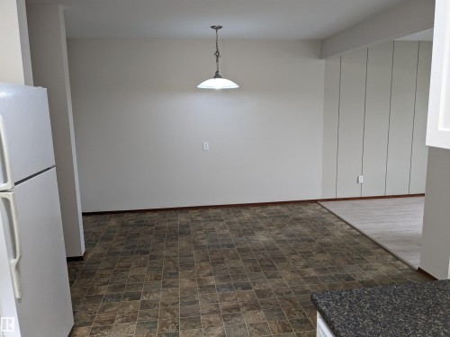 8315 69 Avenue, Edmonton, AB - Indoor Photo Showing Other Room