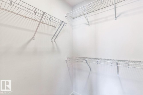 319 30 Street, Edmonton, AB - Indoor With Storage