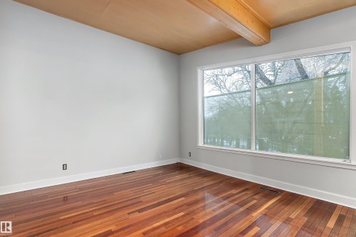 9716 88 Avenue, Edmonton, AB - Indoor Photo Showing Other Room