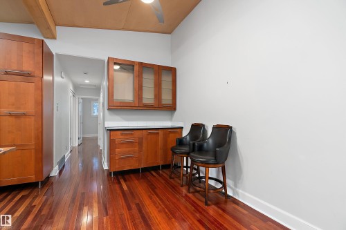 9716 88 Avenue, Edmonton, AB - Indoor Photo Showing Other Room