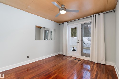 9716 88 Avenue, Edmonton, AB - Indoor Photo Showing Other Room