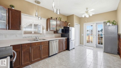 1120 Kane Wynd, Edmonton, AB - Indoor Photo Showing Kitchen With Double Sink