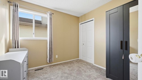 1120 Kane Wynd, Edmonton, AB - Indoor