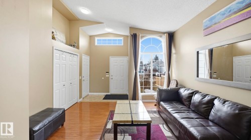 1120 Kane Wynd, Edmonton, AB - Indoor