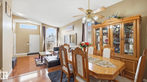 1120 Kane Wynd, Edmonton, AB - Indoor Photo Showing Dining Room