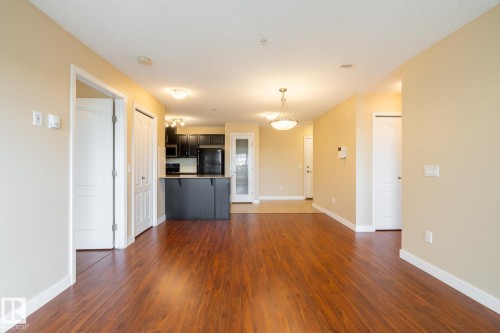 303 12650 142 Avenue, Edmonton, AB - Indoor