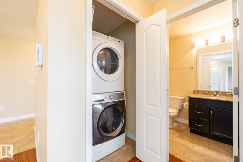 303 12650 142 Avenue, Edmonton, AB - Indoor Photo Showing Laundry Room