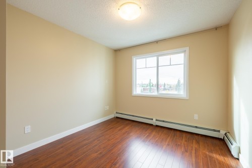 303 12650 142 Avenue, Edmonton, AB - Indoor Photo Showing Other Room