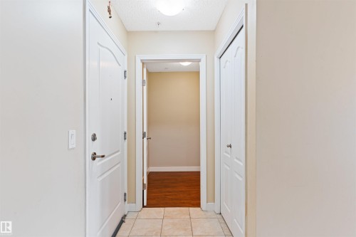 103 12660 142 Avenue, Edmonton, AB - Indoor Photo Showing Other Room