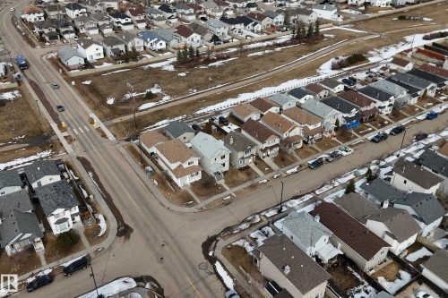 2376 30 Avenue, Edmonton, AB - 