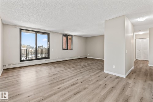502 10125 109 Street, Edmonton, AB - Indoor