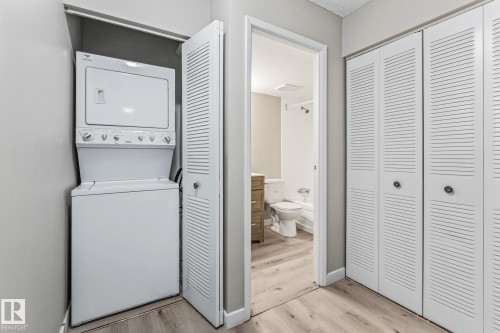 502 10125 109 Street, Edmonton, AB - Indoor Photo Showing Laundry Room