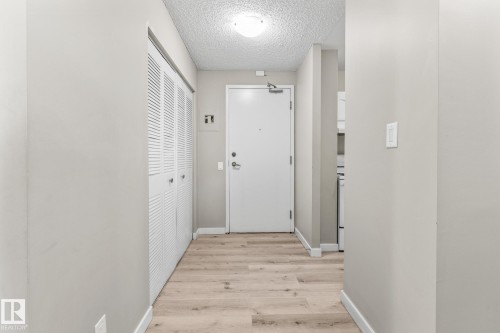 502 10125 109 Street, Edmonton, AB - Indoor Photo Showing Other Room