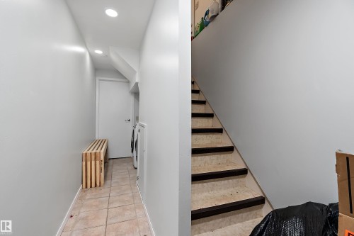 9714 88 Avenue, Edmonton, AB - Indoor Photo Showing Other Room