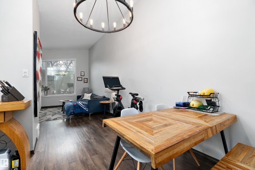 9714 88 Avenue, Edmonton, AB - Indoor