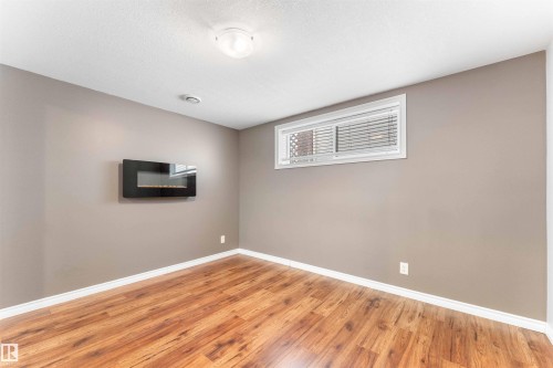 7316 82 Street, Edmonton, AB - Indoor Photo Showing Other Room